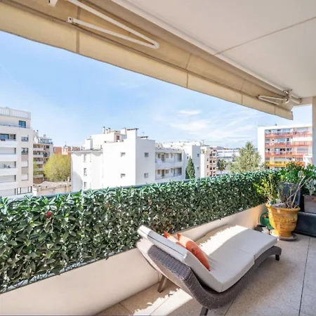 Standing In The Heart Of Juan Les Pins شقة أنتيب